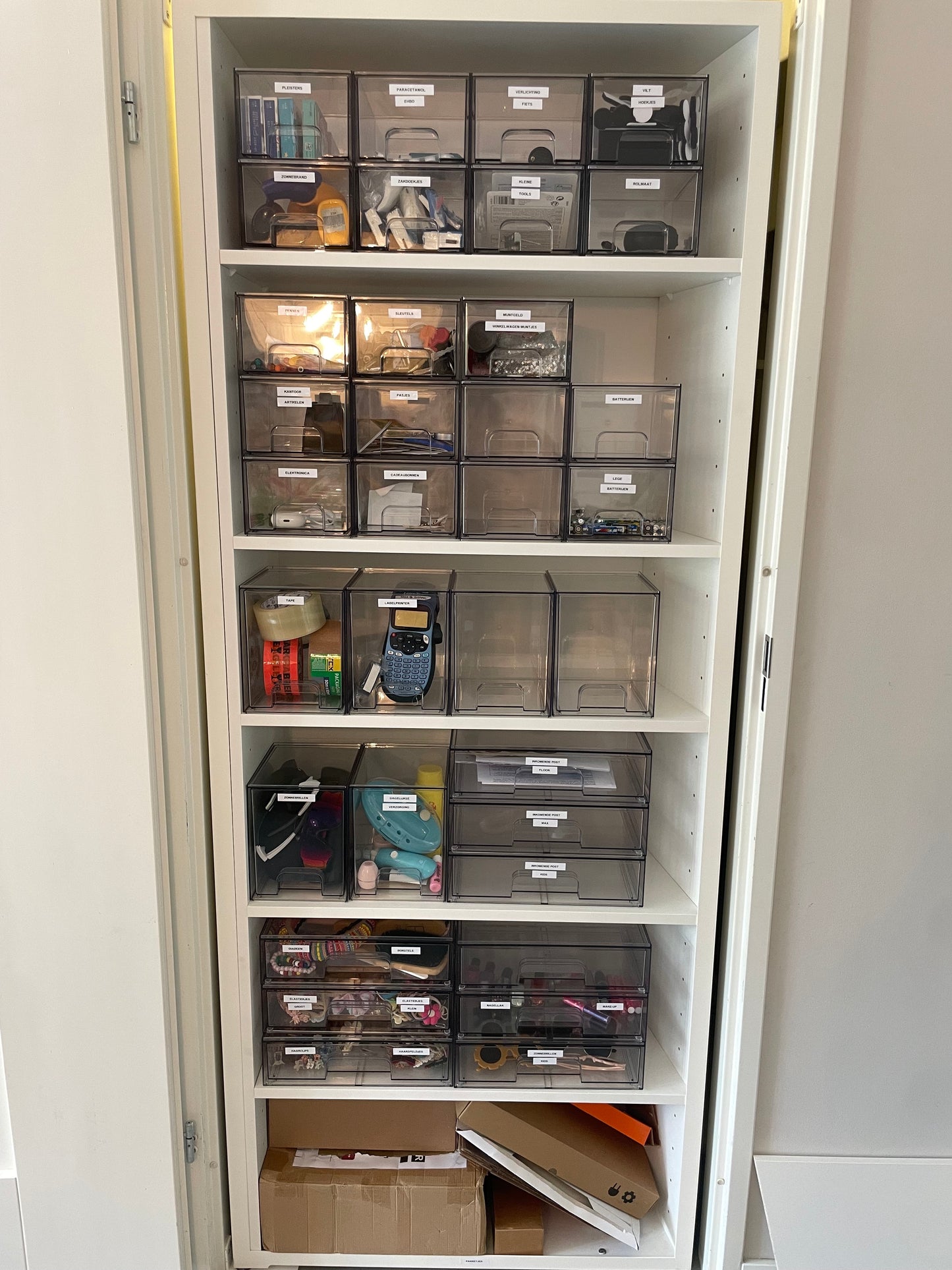 Transparante opbergbakjes met schuiflade - set van 4  | Stapelbare opbergboxen – Met antislip – Voor make-up, het gootsteenkastje of voor dagelijkse items (kopie)
